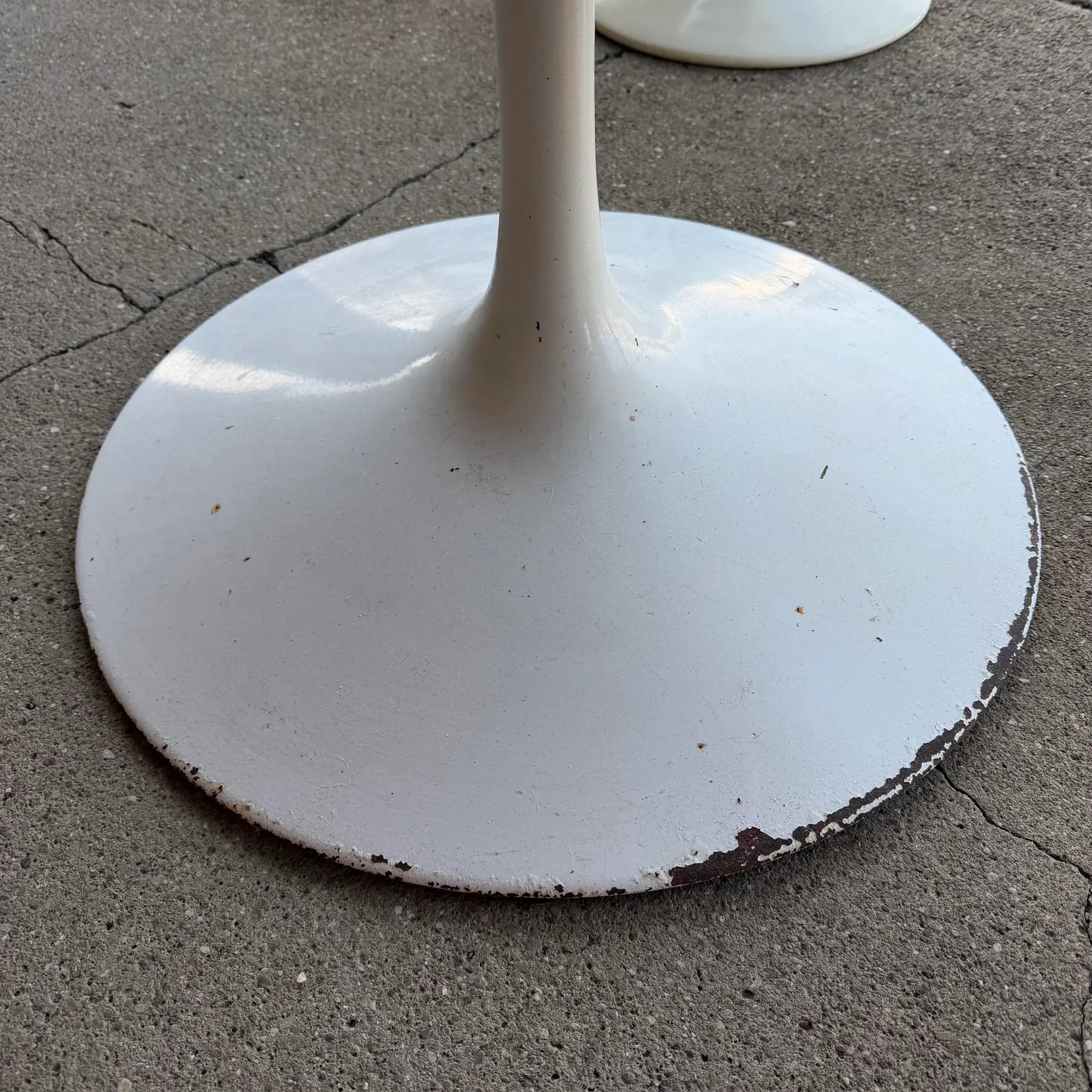 Vintage Eero Saarinen for Knoll, Tulip Chairs and a Tulip Table
