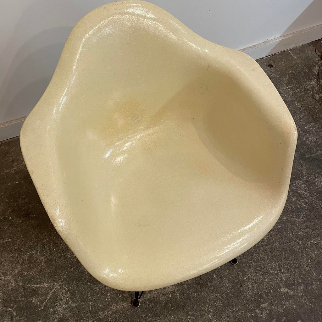 Eiffel Tower Base Fiberglass Chair